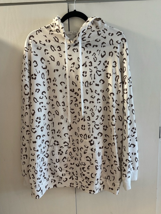 SHEIN Tops - SHEIN Cream Hoodie with Brown Leopard Print